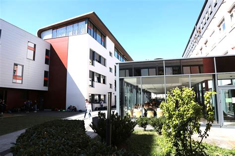 collège et lycée saint pierre chanel|Les formations au collège et au lycée Saint.